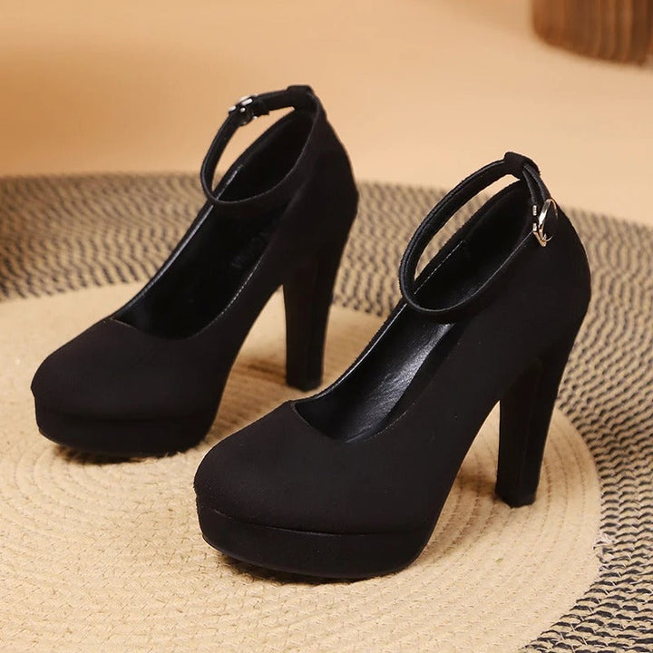 Edith | Damen Pumps mit Plateau und Knöchelriemen für elegante Anlässe
