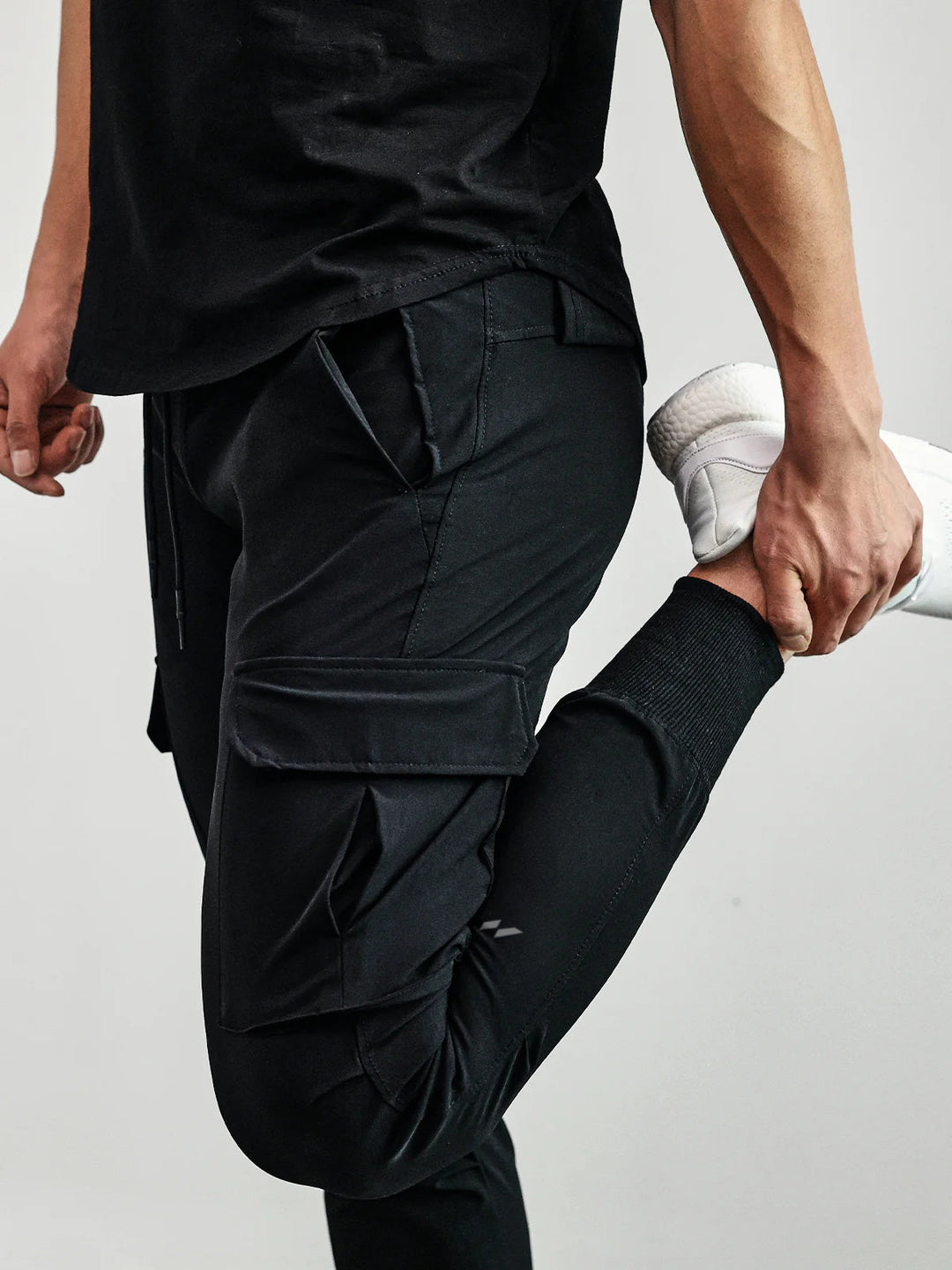 Ethan | Herren Technische Slim Fit Cargo Jogginghose