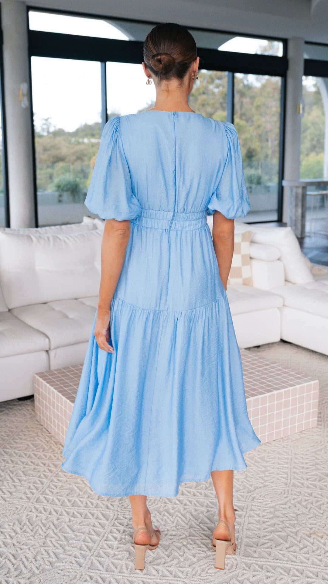 Emma | Damen Elegantes V-Ausschnitt Hochzeitsgastkleid mit Puffärmel