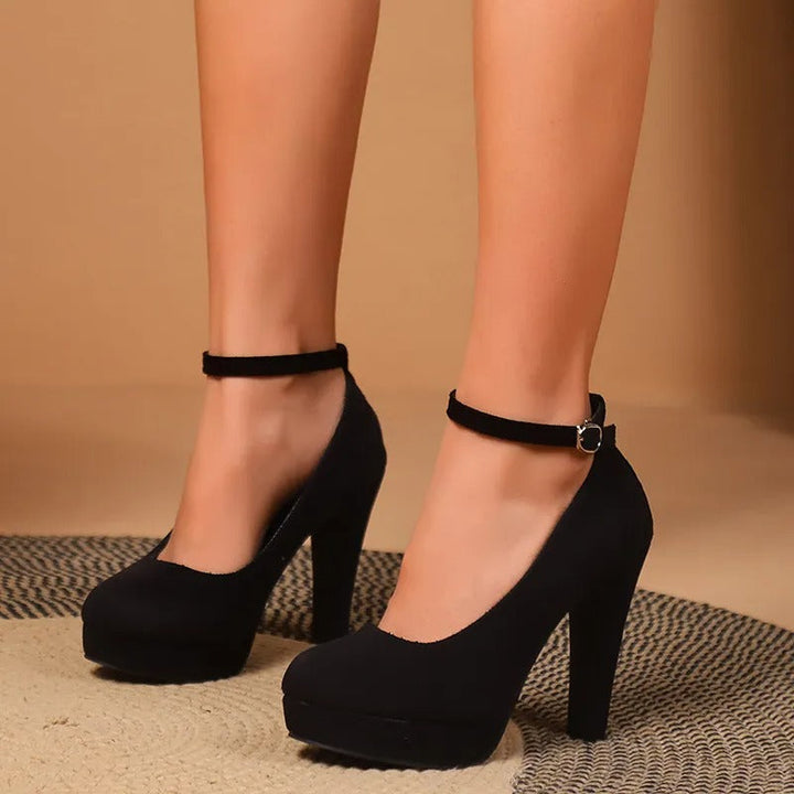 Edith | Damen Pumps mit Plateau und Knöchelriemen für elegante Anlässe