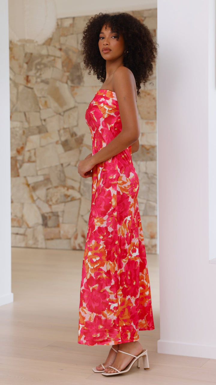 Carla | Women&