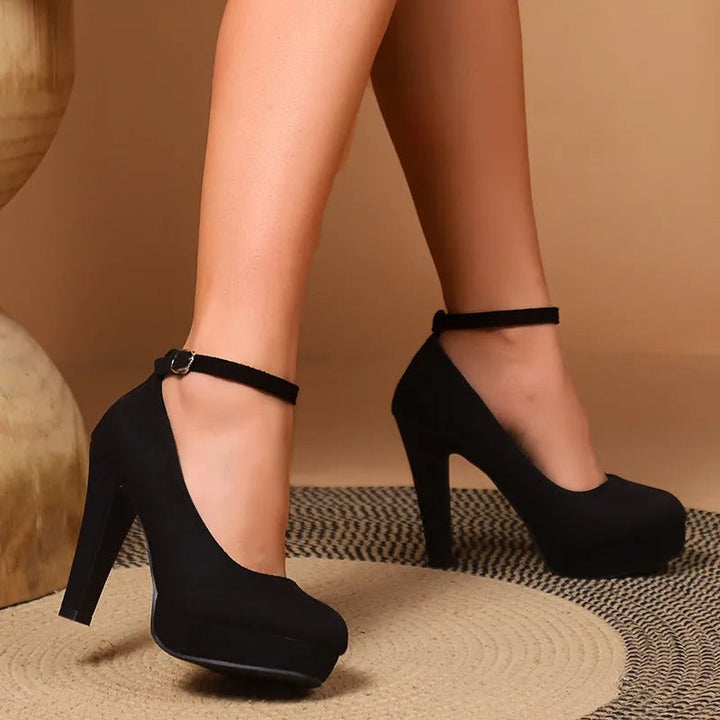 Edith | Damen Pumps mit Plateau und Knöchelriemen für elegante Anlässe