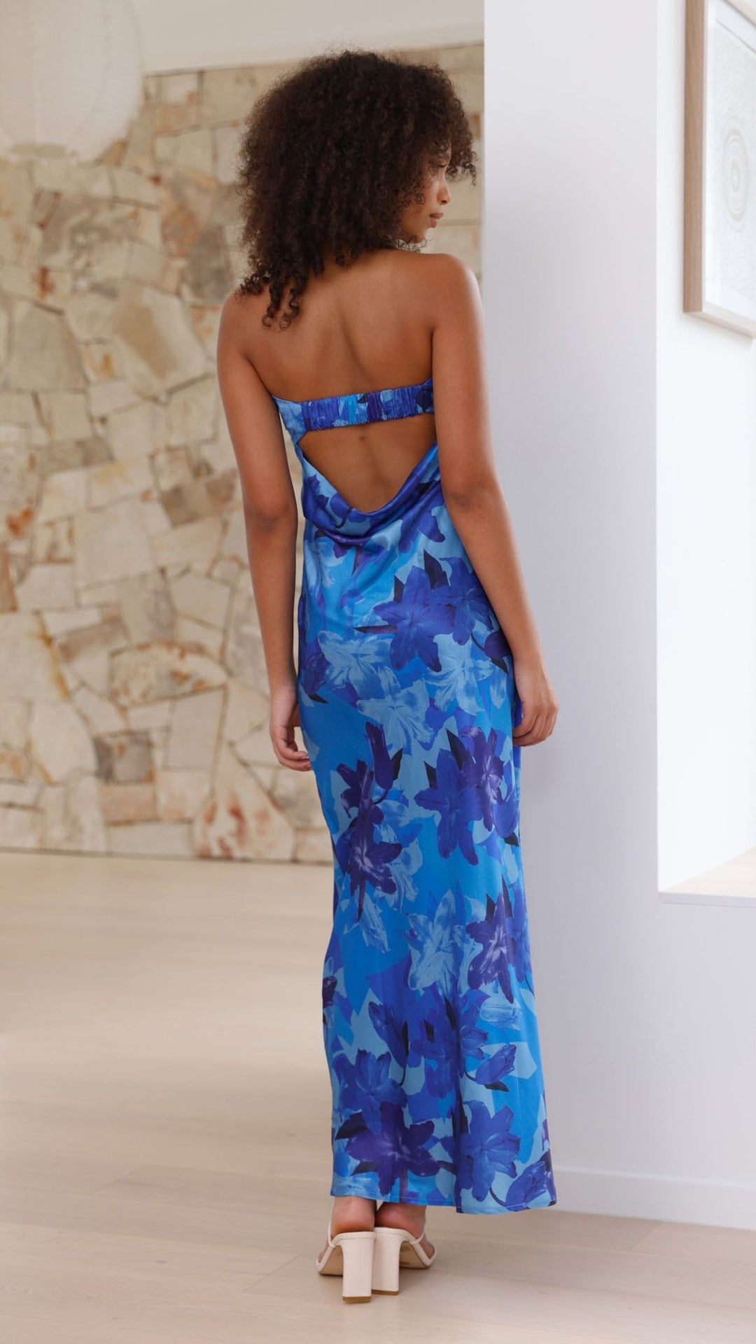 Carla | Women&