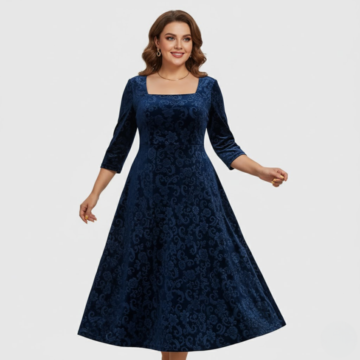 Sophia | Maxikleid aus Samt mit quadratischem Ausschnitt