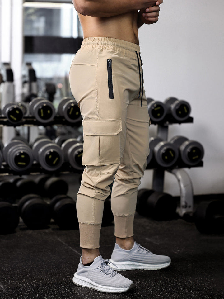 Ethan | Herren Technische Slim Fit Cargo Jogginghose