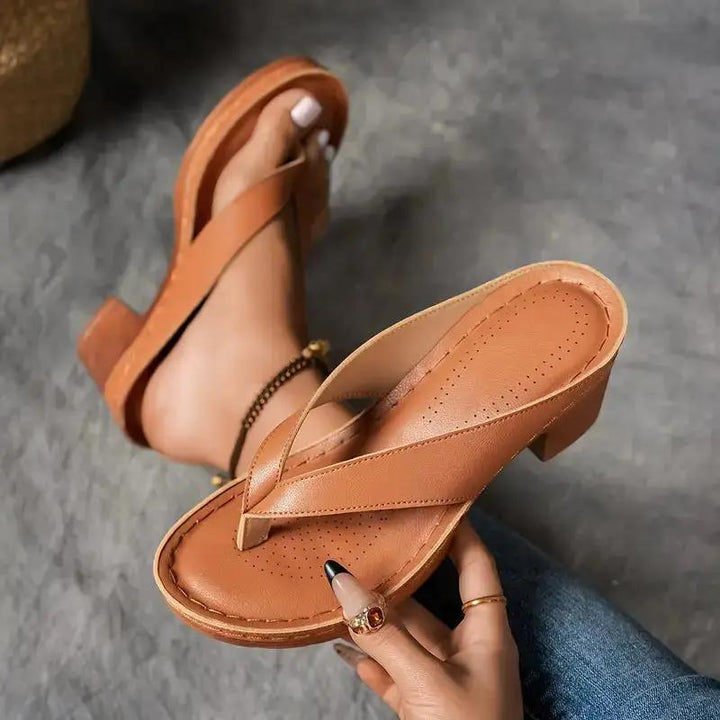 Ulrike | Damen Sandalen | Absatz mit elegantem Design