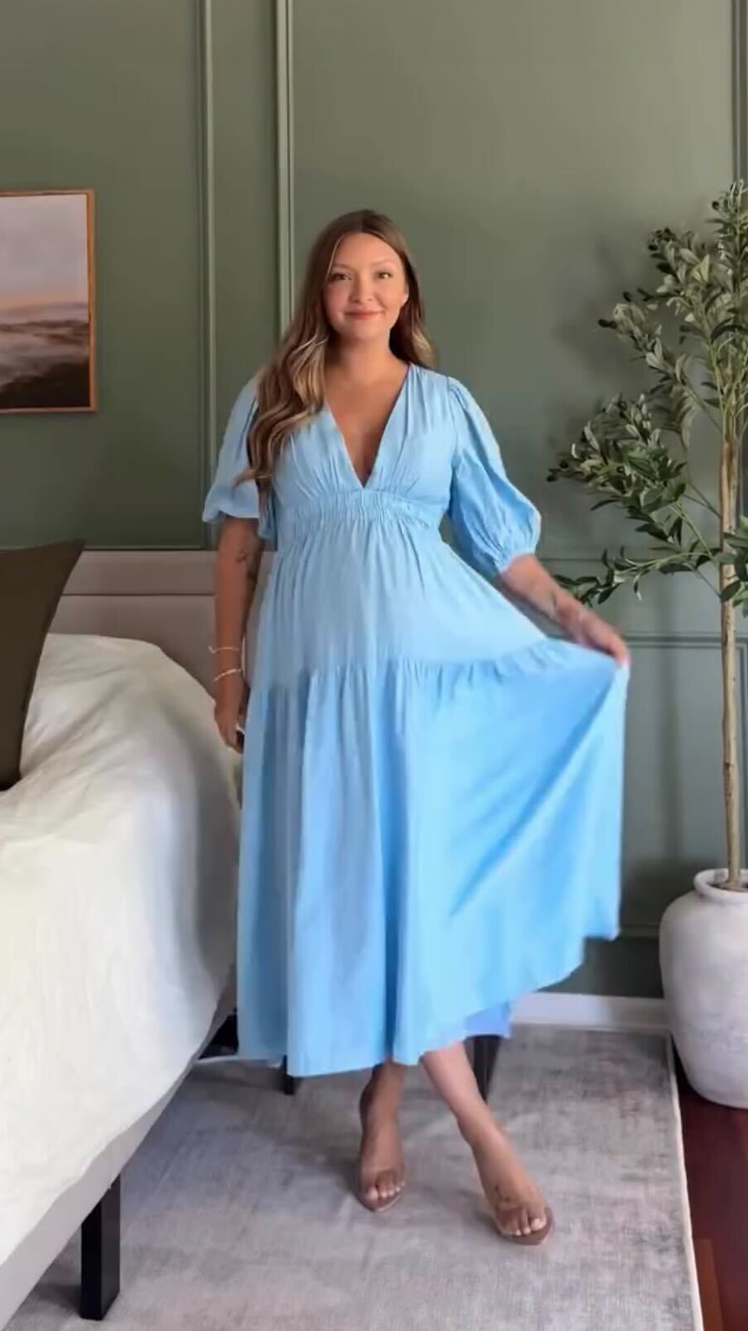 Emma | Damen Elegantes V-Ausschnitt Hochzeitsgastkleid mit Puffärmel