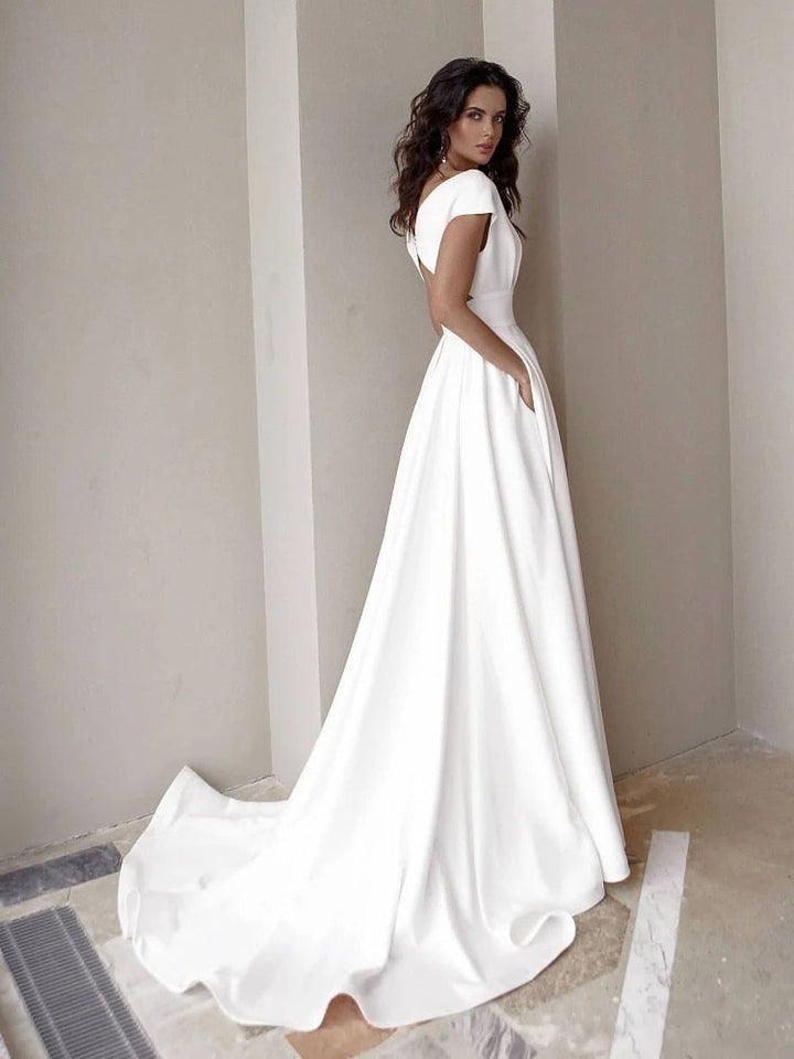 Muriel | Robe de soirée longue élégante avec col en V pour femmes