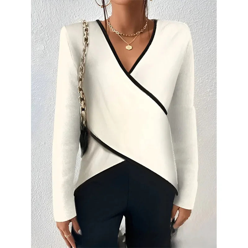Traudel | Damen Bluse im Wickelstil mit Kontrastdetails