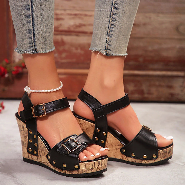 Xyrelia | Damen Mehrriemen Keilabsatz Sandalen