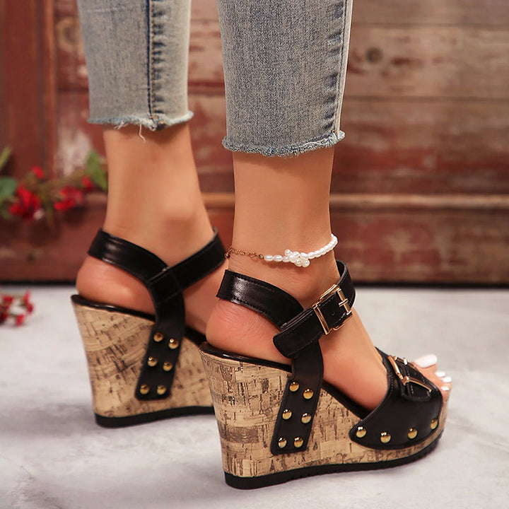 Xyrelia | Damen Mehrriemen Keilabsatz Sandalen