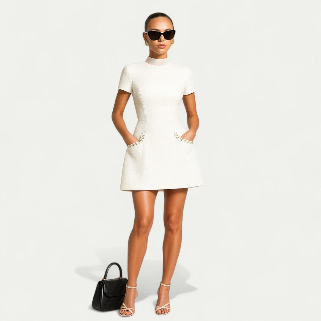 Per | Damen Mini Kleid | Perlenbesatz mit Taschendetails