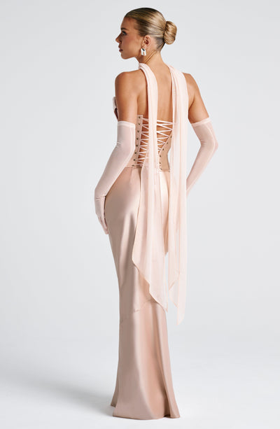 Valentina | Robe légère en mesh stretch jaune avec écharpe pour femme