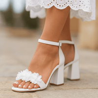 Eline | Damen Elegante Abendsandalen mit Blockabsatz und Blumenverzierung