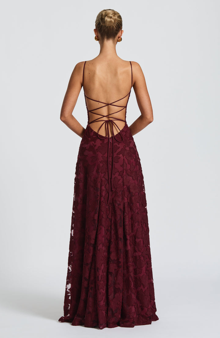 Antonia | Women&