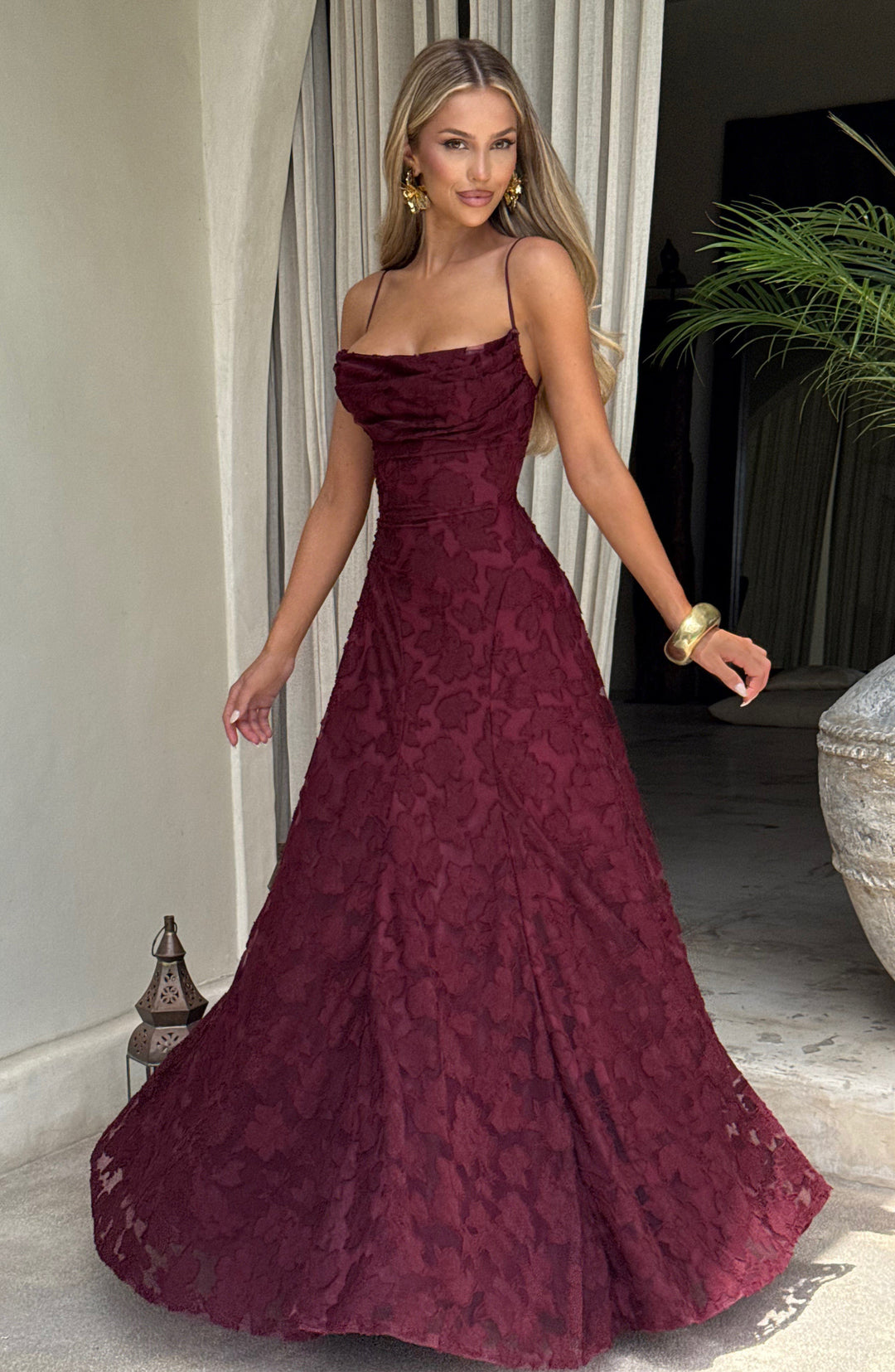 Antonia | Women&