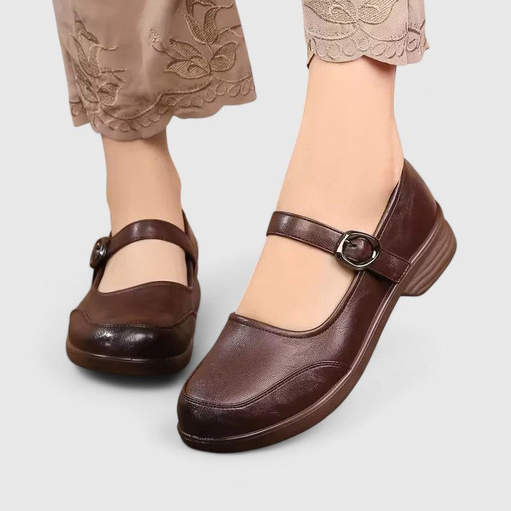 Daniela | Damen Vintage Slip-on Schnalle Mary Janes
