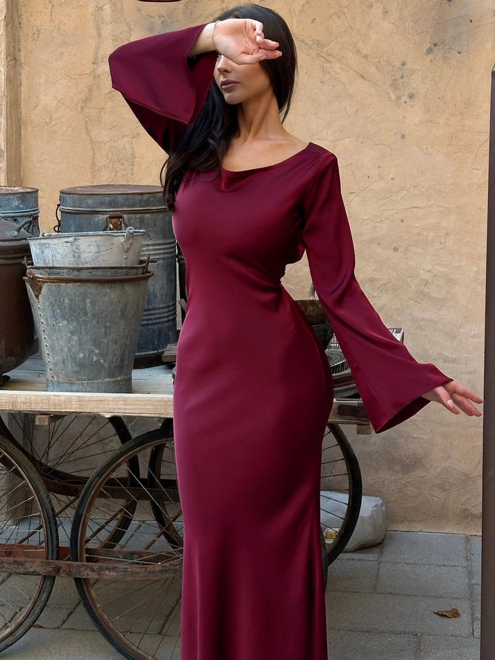 Katja | Damen Elegantes Satin Maxikleid mit langen Ärmeln