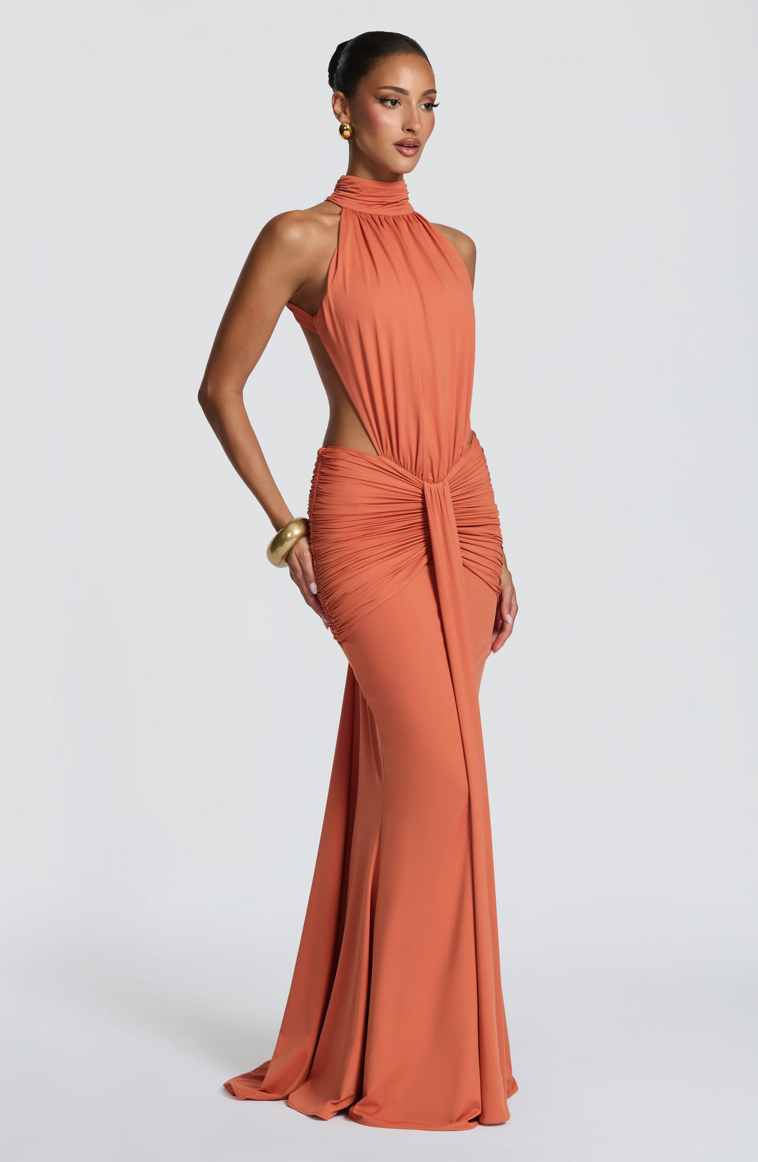 Sonja | Damen Elegantes Neckholder Abendkleid mit Rückenausschnitt