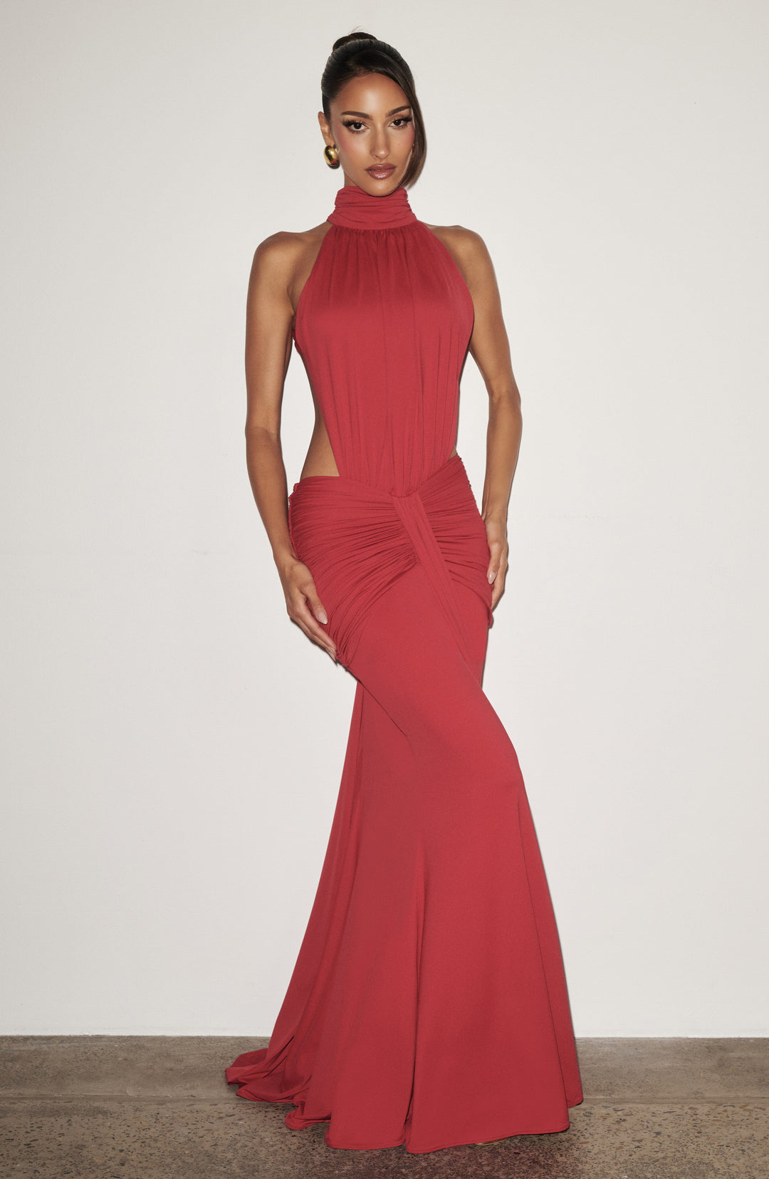 Sonja | Damen Elegantes Neckholder Abendkleid mit Rückenausschnitt
