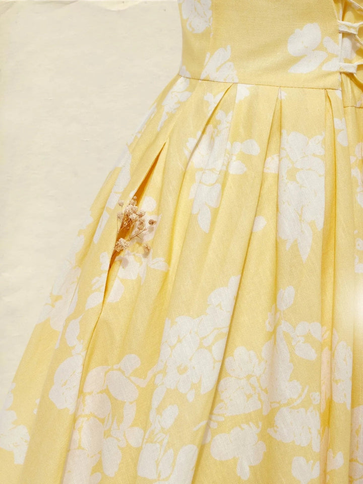 Priska | Damen Elegantes Hochzeitsgast Midikleid mit Blumenmuster